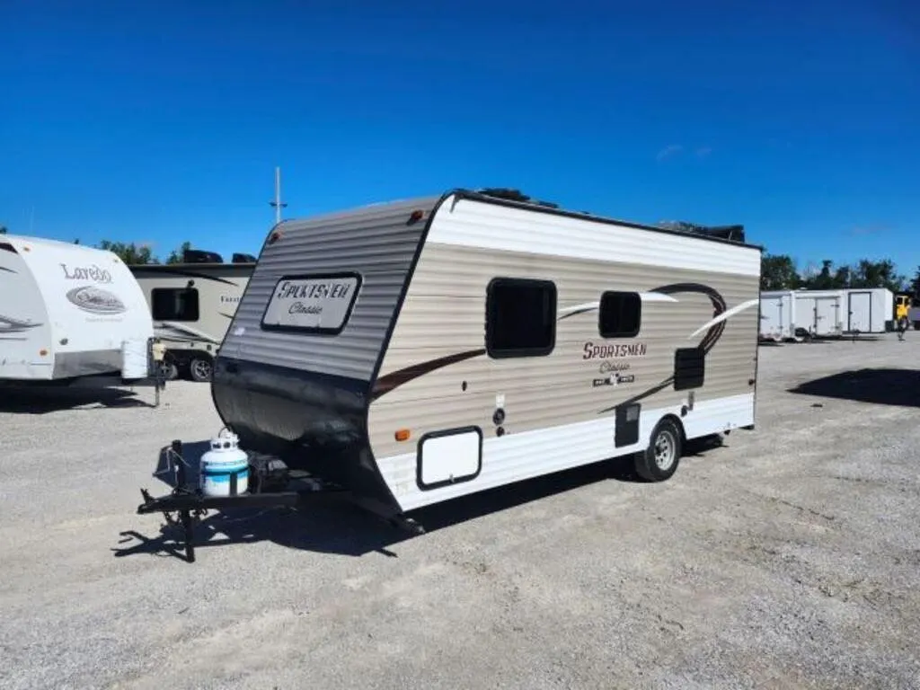 2017 K Z Sportsman Classic 160QB S/A Travel 4EZTK1