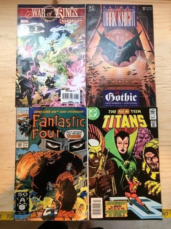 Comic book lot