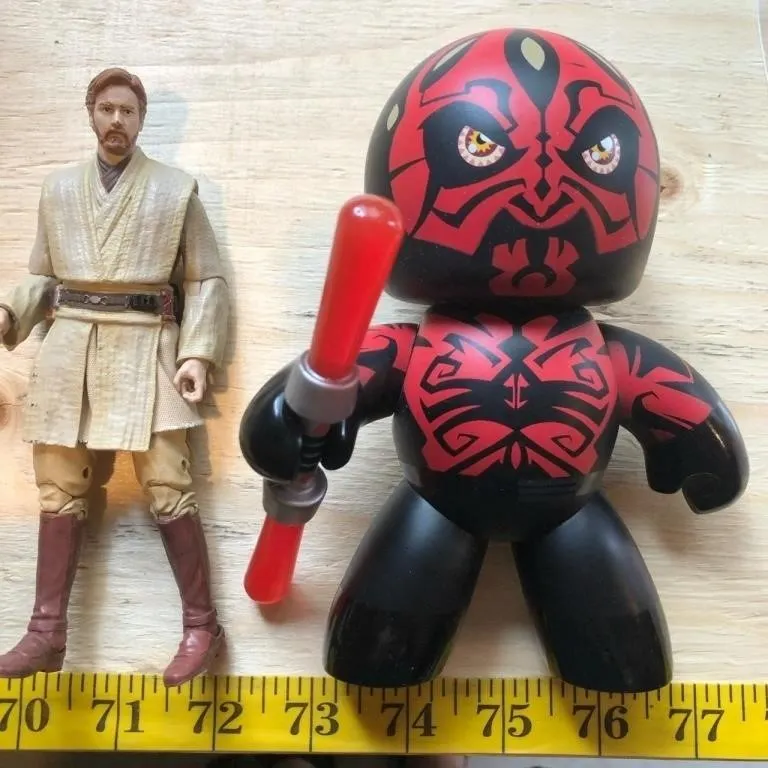 Star Wars toy lot