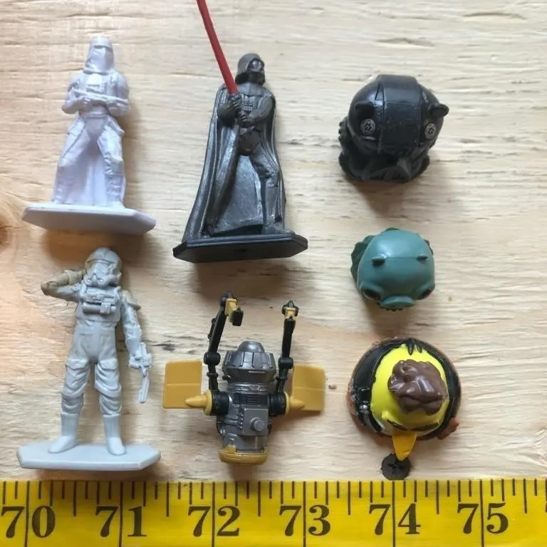 Star Wars toy lot