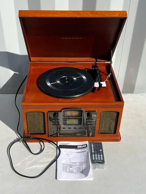 Crosley CR245 Record / CD Player with remote.