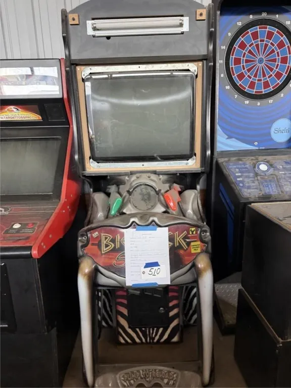 Big Buck Safari Arcade Machine