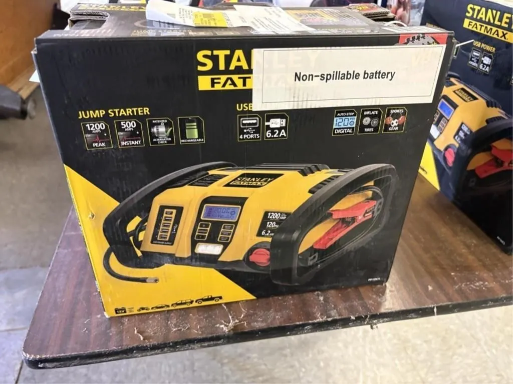 Stanley Fatmax Charger