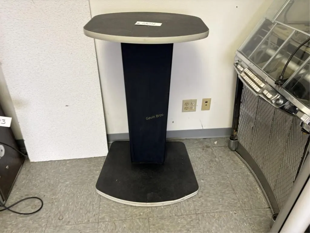 Pedestal