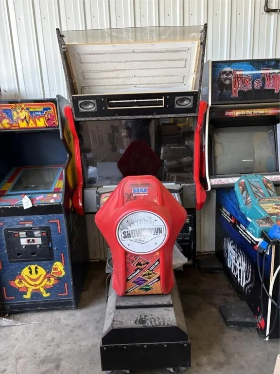 Sega Showdown Arcade Machine