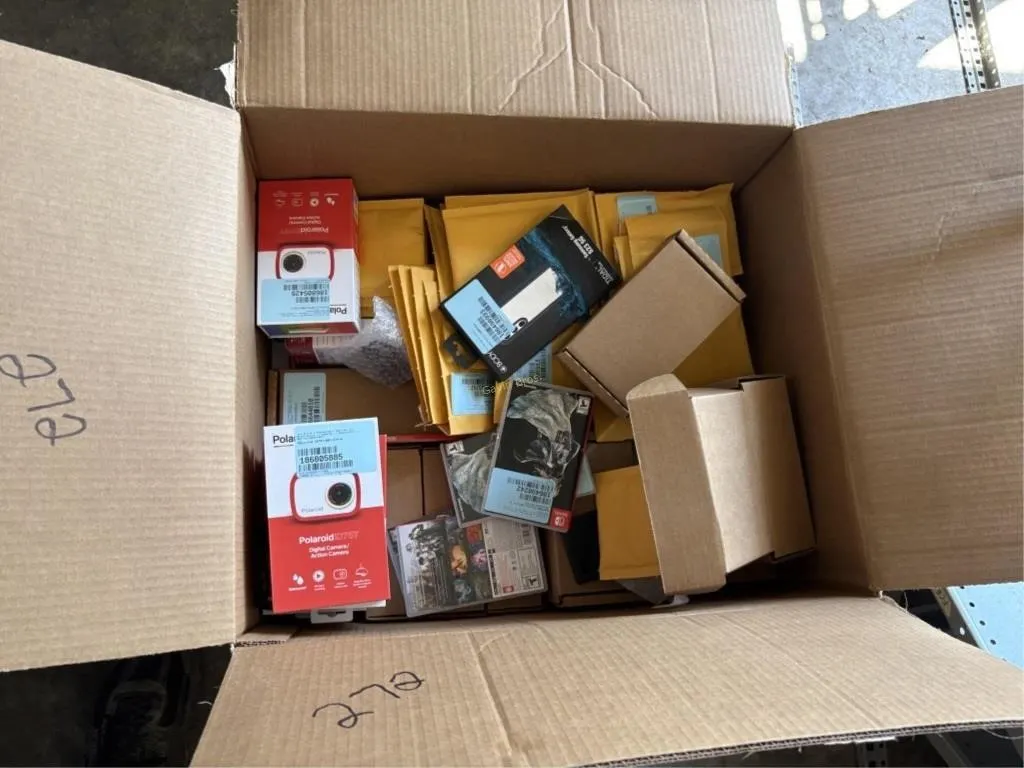 Switch Games, Flash drives & other