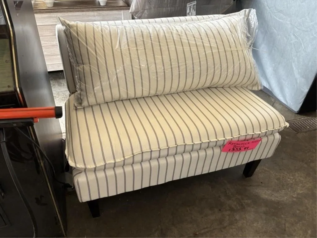Arrowrock Accent Bench
