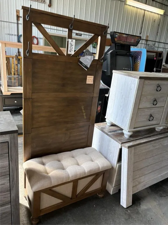Hall Tree w/Storage Bench