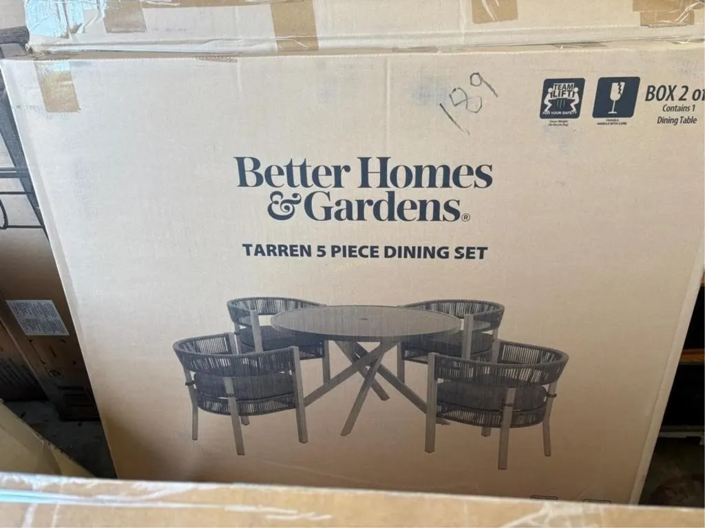 Better Homes & Gardens Table