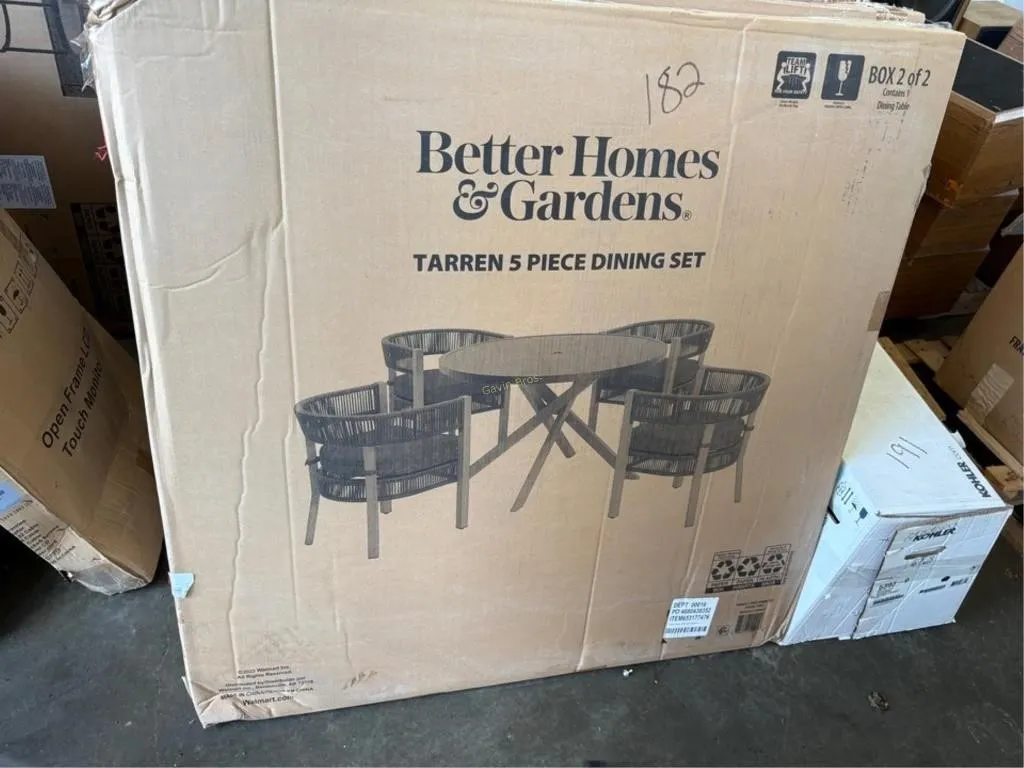 Better Homes & Gardens Table