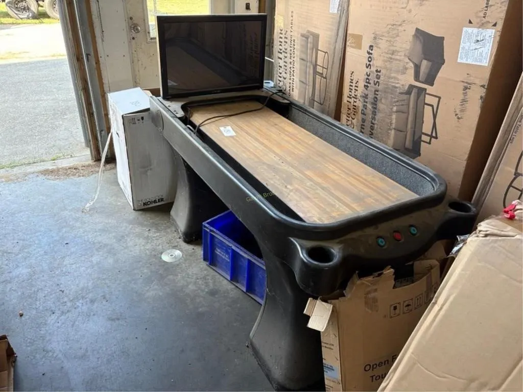 Shuffle Board Arcade Machine