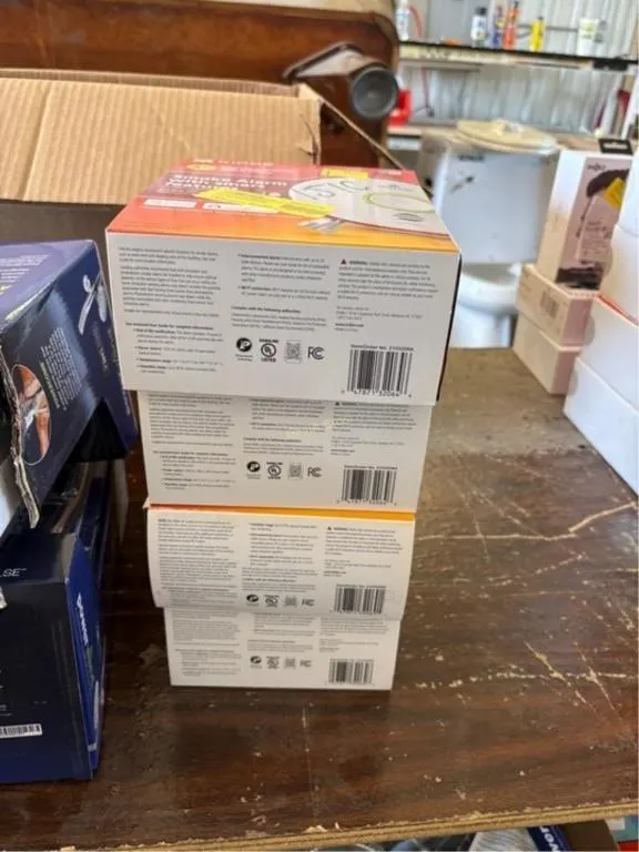 (4) Kidde Smoke Alarms