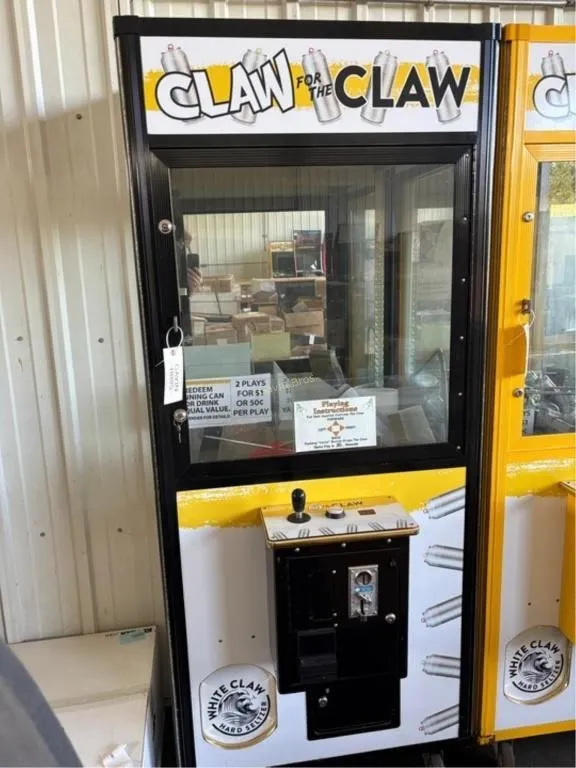 White Claw - Claw for the Claw Arcade Machine
