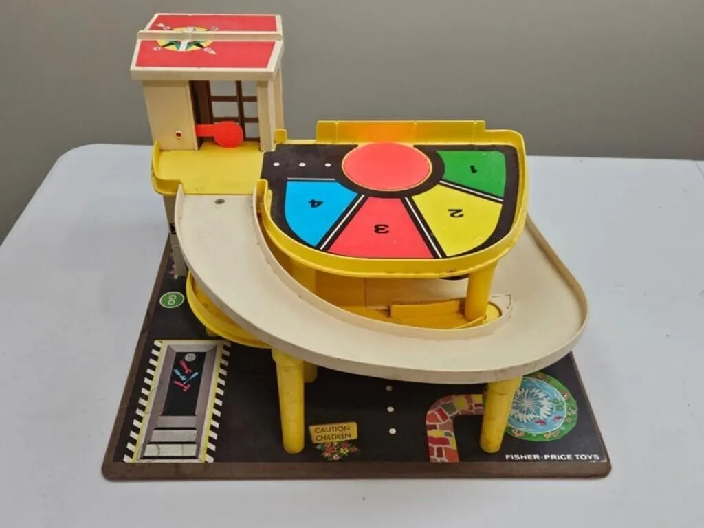 Vintage Fisher-Price Parking Ramp Elevator 930