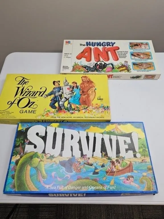 Vintage Board Games - Hungry Ant, Oz & Survive (3)