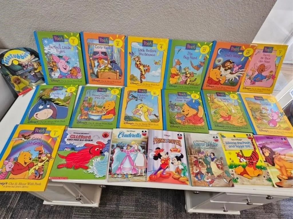 Disney Pooh & Classic Children's Books (20pc)