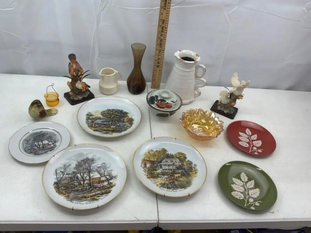 Vintage Mixed Decorative Ceramics & (Lot of 15)
