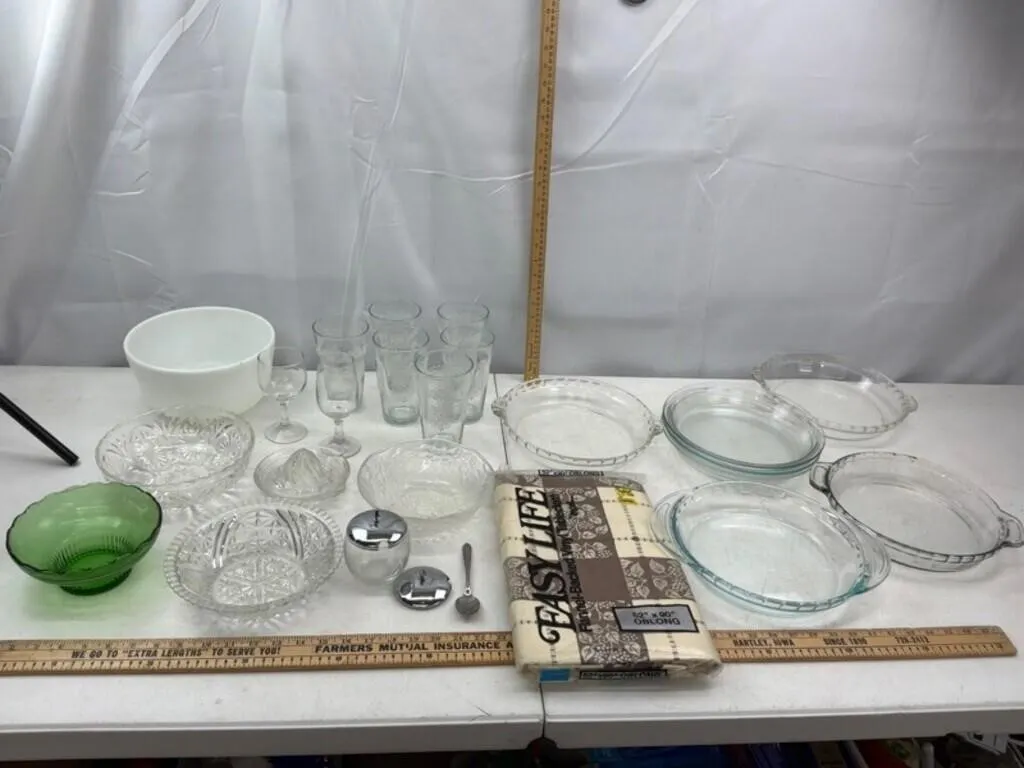 Vintage Mixed Glassware & Kitchenware (Lot of 20)