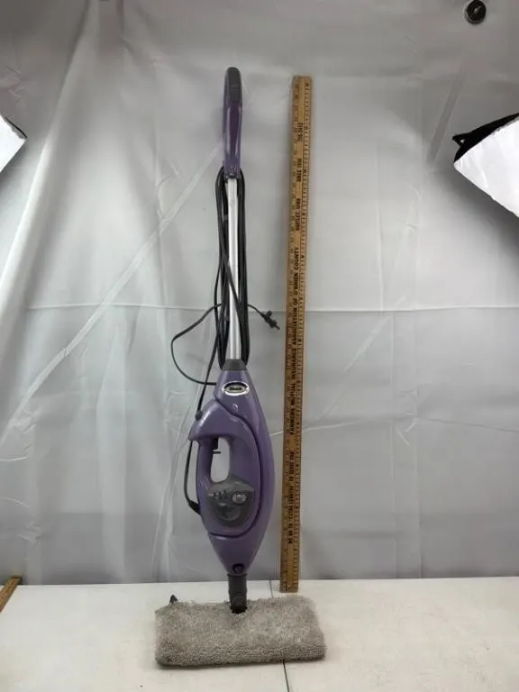 Shark Lift-Away Professional Steam Mop
