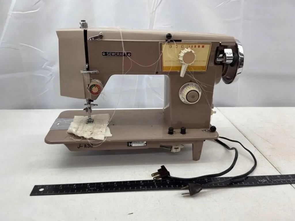 Vintage Sewcraft S-200B Sewing Machine