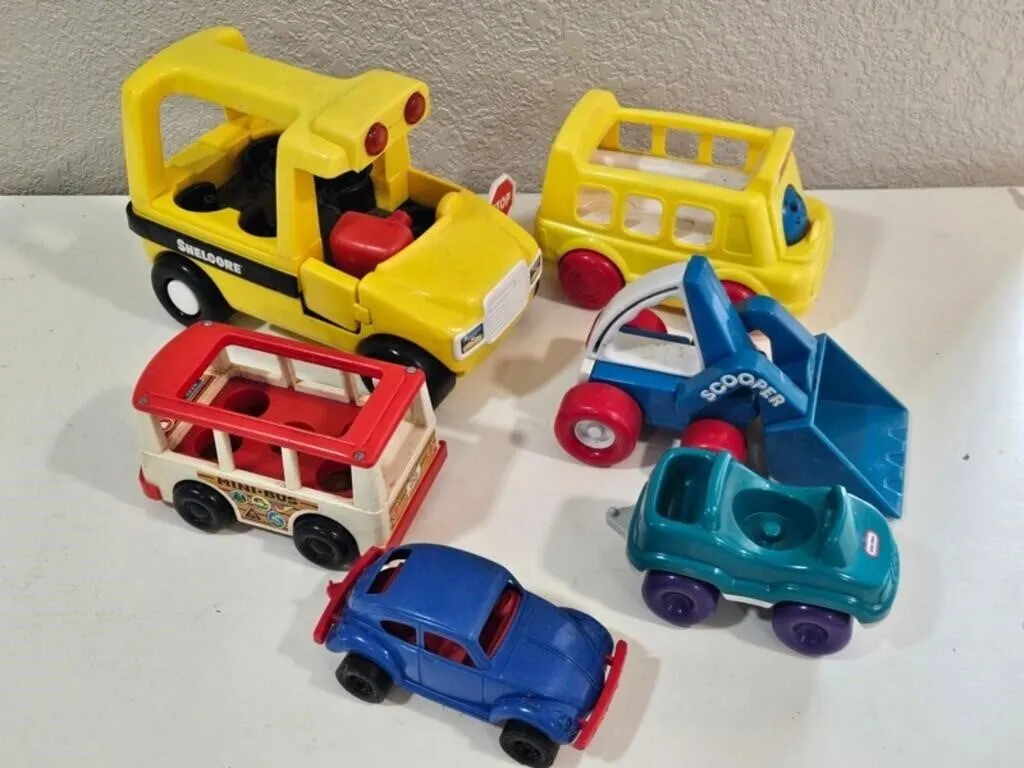 Plastic Toy Vehicle Assortment (Lot of 6)