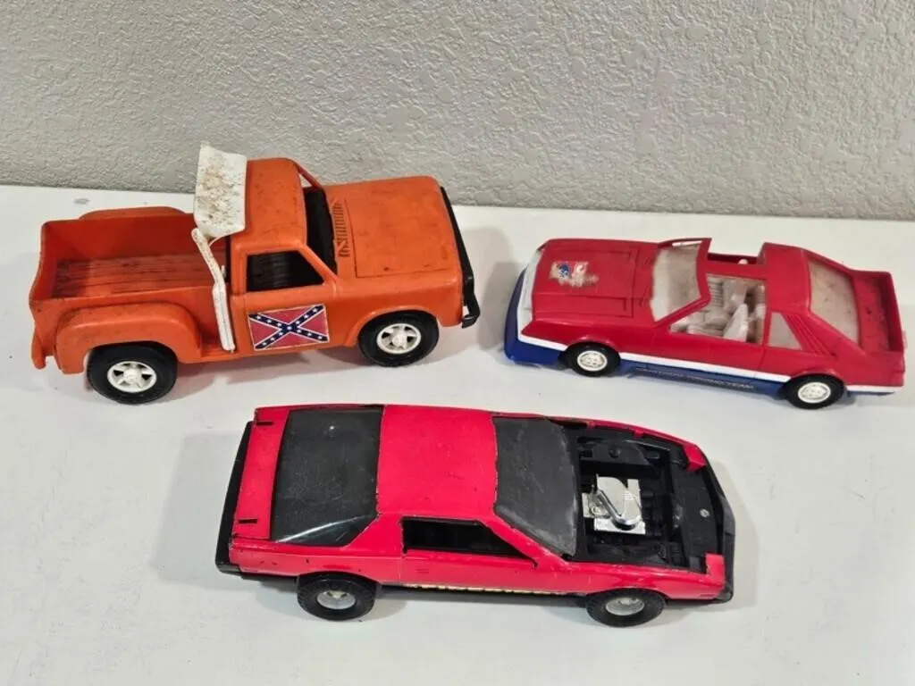 Vintage Ertl Toy Cars & Truck (Lot of 3)