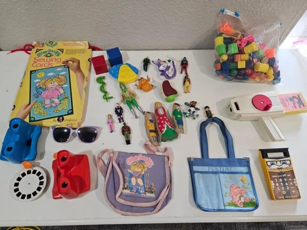 Vintage Toy & Craft Mixed Lot 30+pc