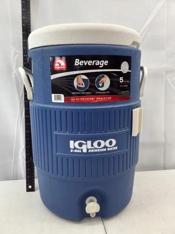 Igloo 5-Gal Beverage Cooler with Spigot