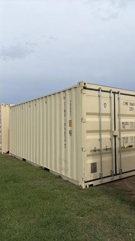 20’ storage container