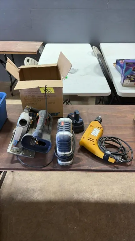 Drill, cordless saw with battery , cordless compressor
