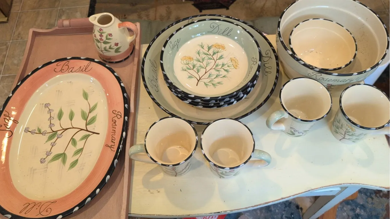 Hand-Painted Ceramic Herb Motif Dinnerware Set