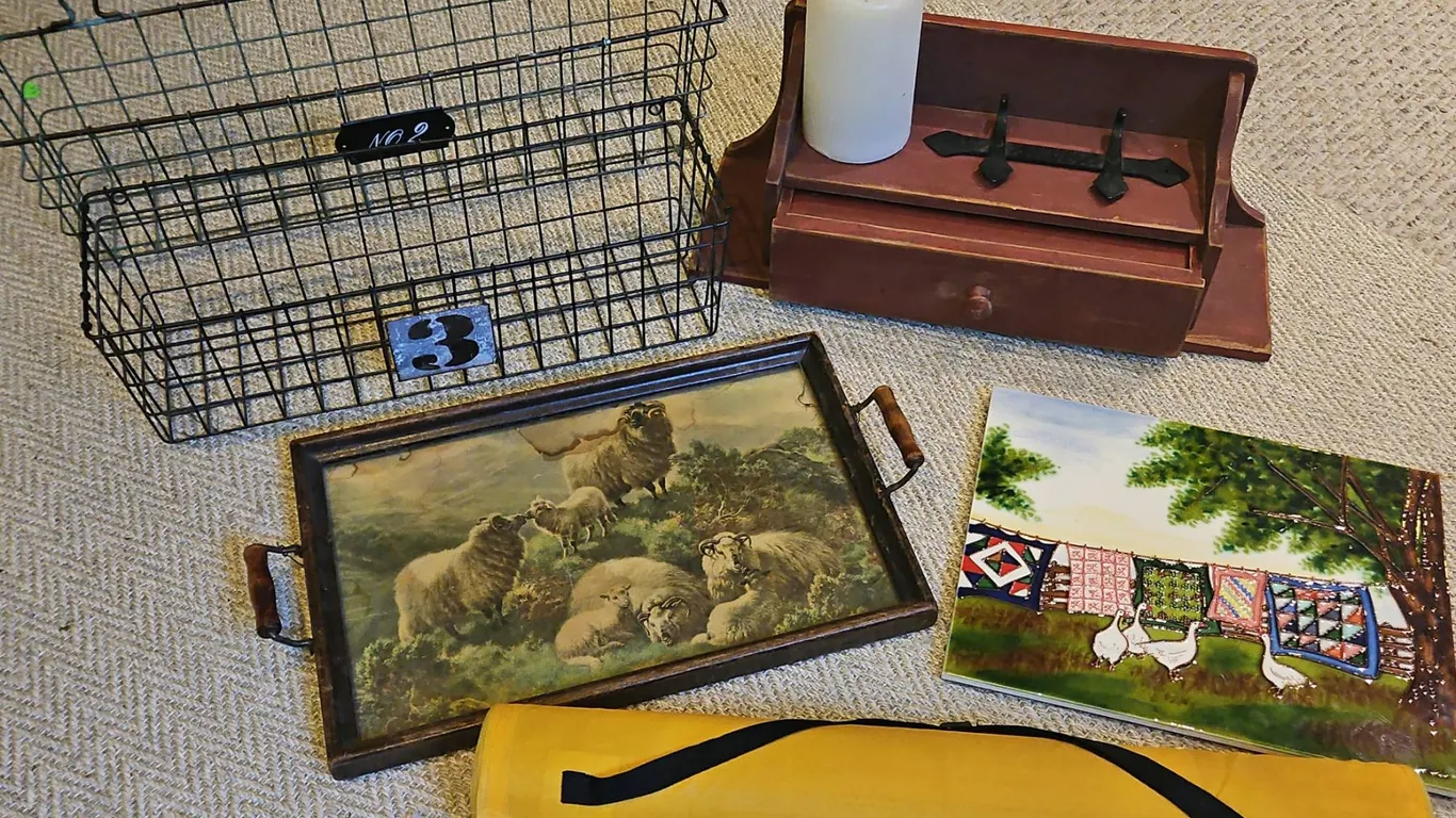 Lot: Wire Basket, Painted Plaque, Framed Sheep Tray, Wall Shelf, Mat