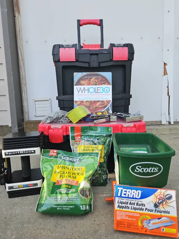 Lawn Care, Tool, and Fitness Lot With Storage and Wet/Dry Vacuum