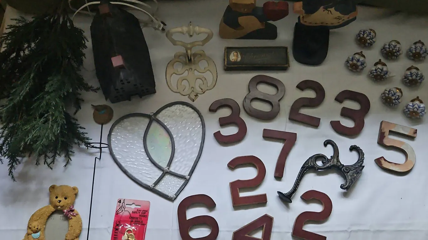 Decor Lot: Porcelain Knobs, Metal House, Harmonica Box, House Numbers