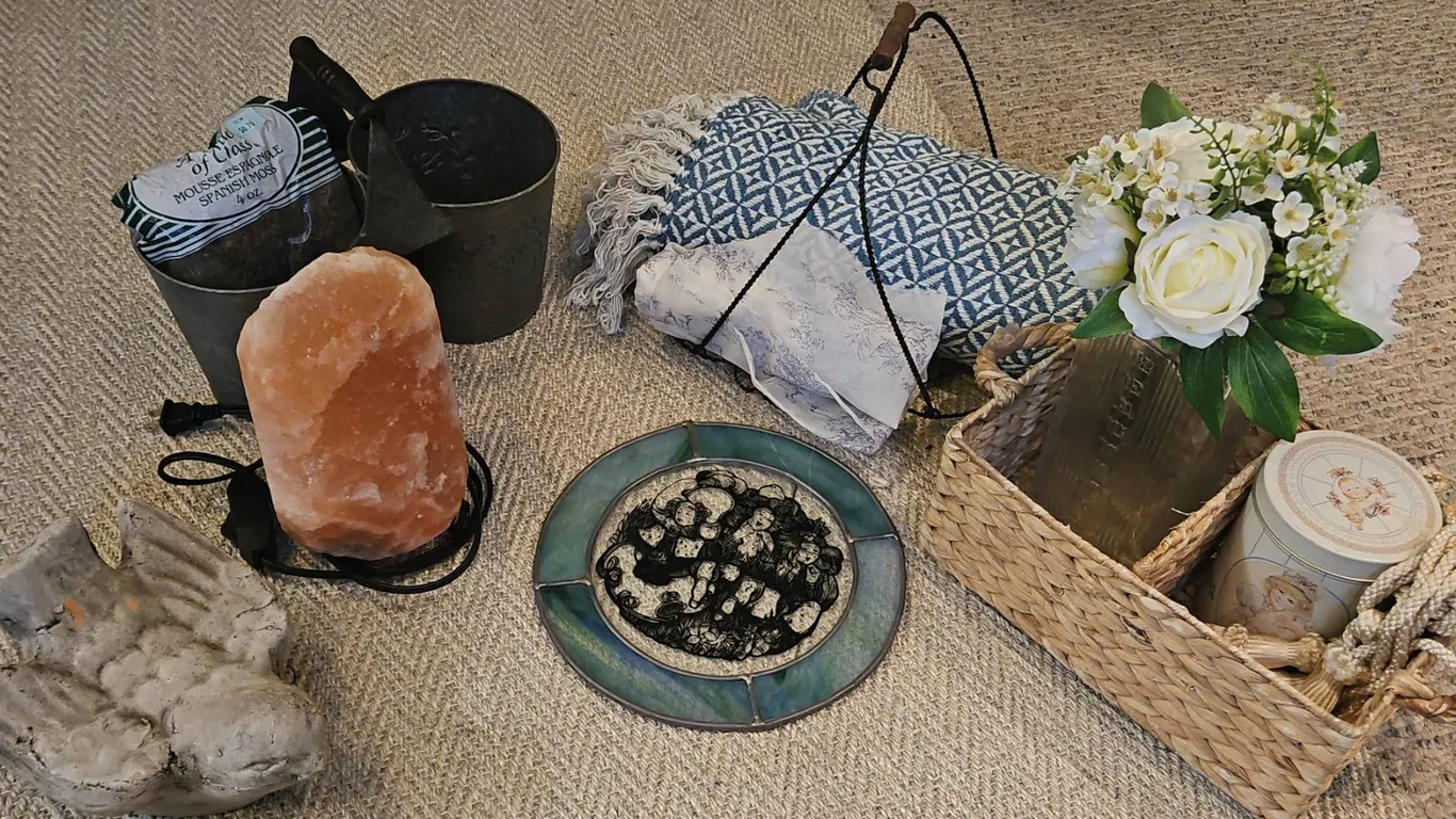 Home Decor Lot: Salt Lamp, Baskets, Metal Planters and More