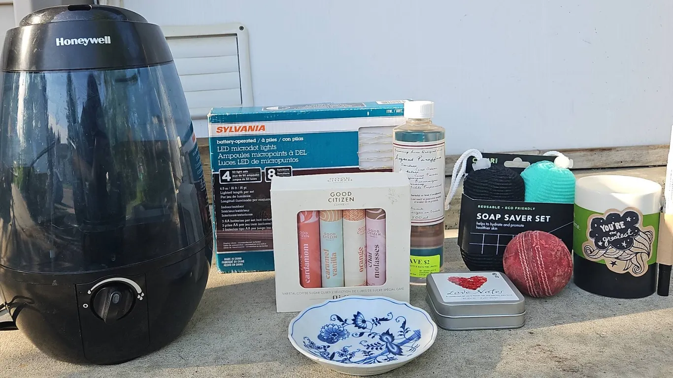 Lot: Honeywell Humidifier, Sylvania LED Lights, Coffee Sugar Flight, Mug, and More