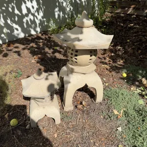 Cast Stone Japanese Garden Lanterns