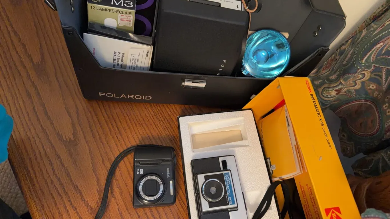 Kodak Instamatic X-15 and Polaroid Camera Lot