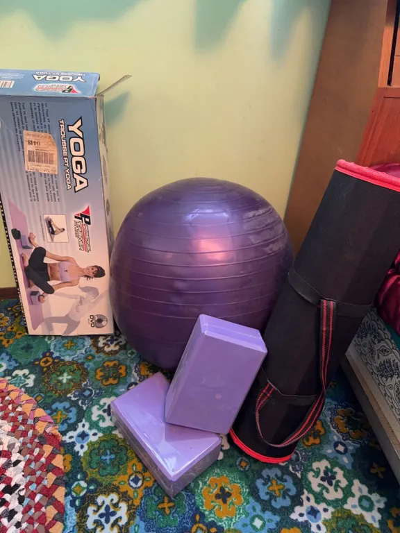 Complete Yoga Set With Ball, Blocks, Mat