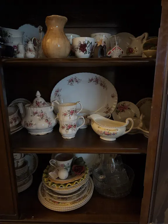 Rosenthal Moss Rose Porcelain Dinnerware Set