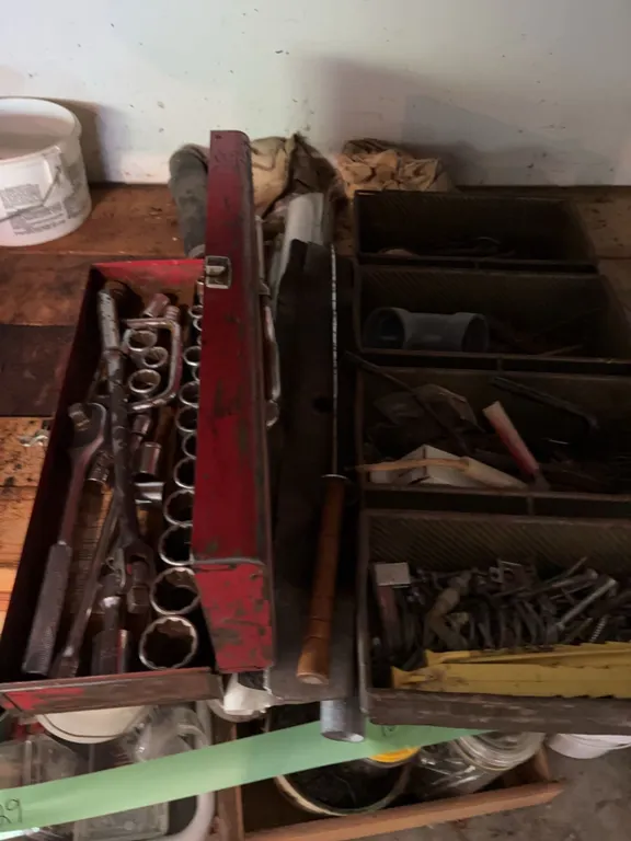 Steel Socket Wrench Set in Red Metal Box