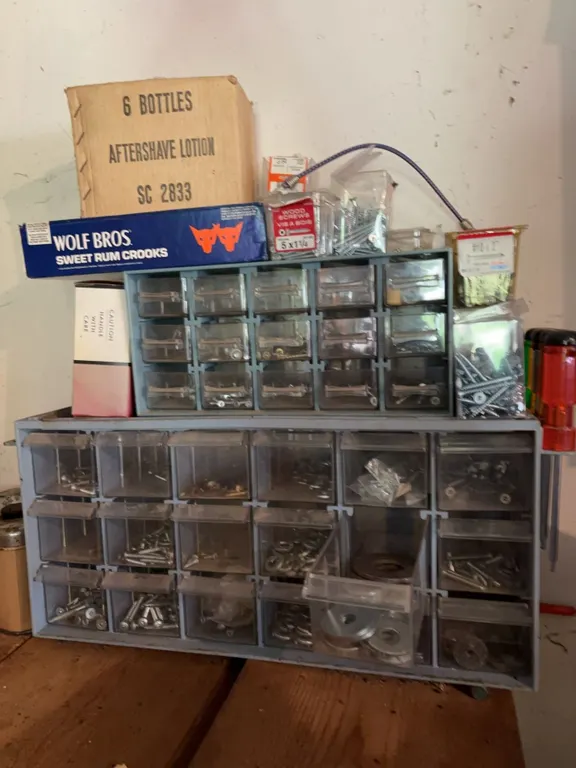 Workshop Hardware Organizer With Fasteners