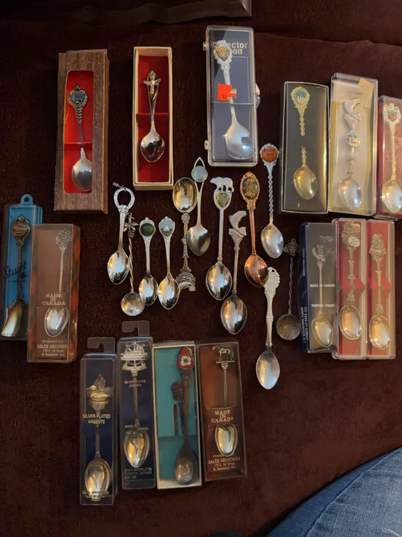 Souvenir Collectible Spoons, Boxed and Loose