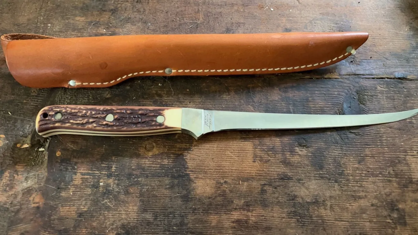 Schrade Uncle Henry 167 Fillet Knife with Sheath