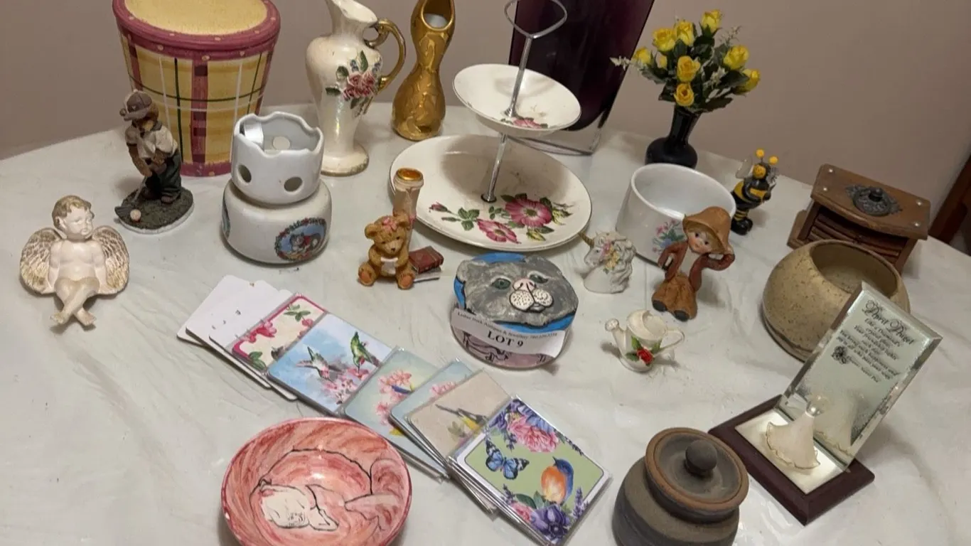 Decorative Ceramics, Figurines, and Coasters