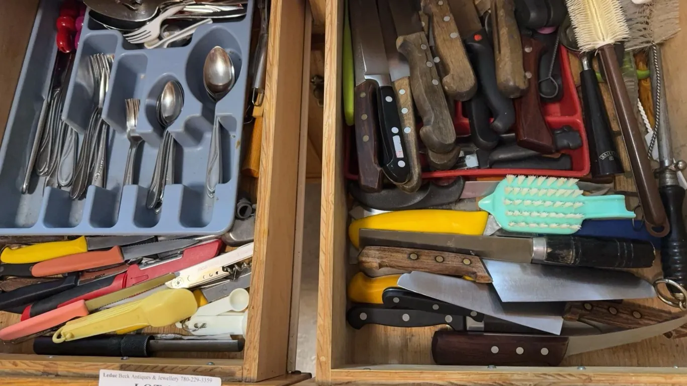 Kitchen Utensils, Flatware, and Knives
