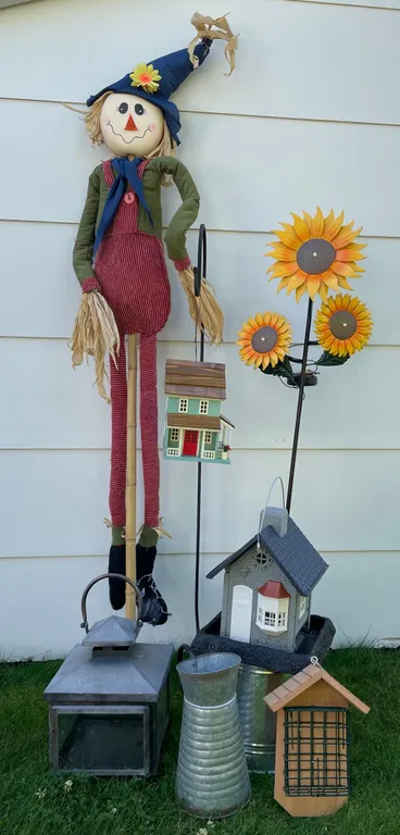 Bird houses and solar sun flowers & scare crow (GST 5 % charged)
