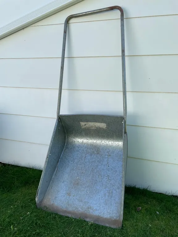 Snow scoop (GST 5 % charged)