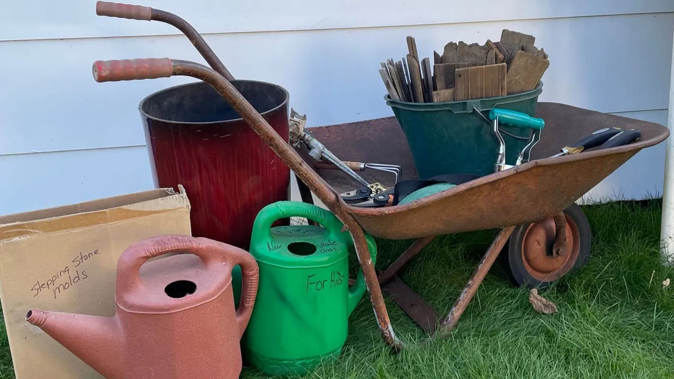 Garden tools (GST 5 % charged)