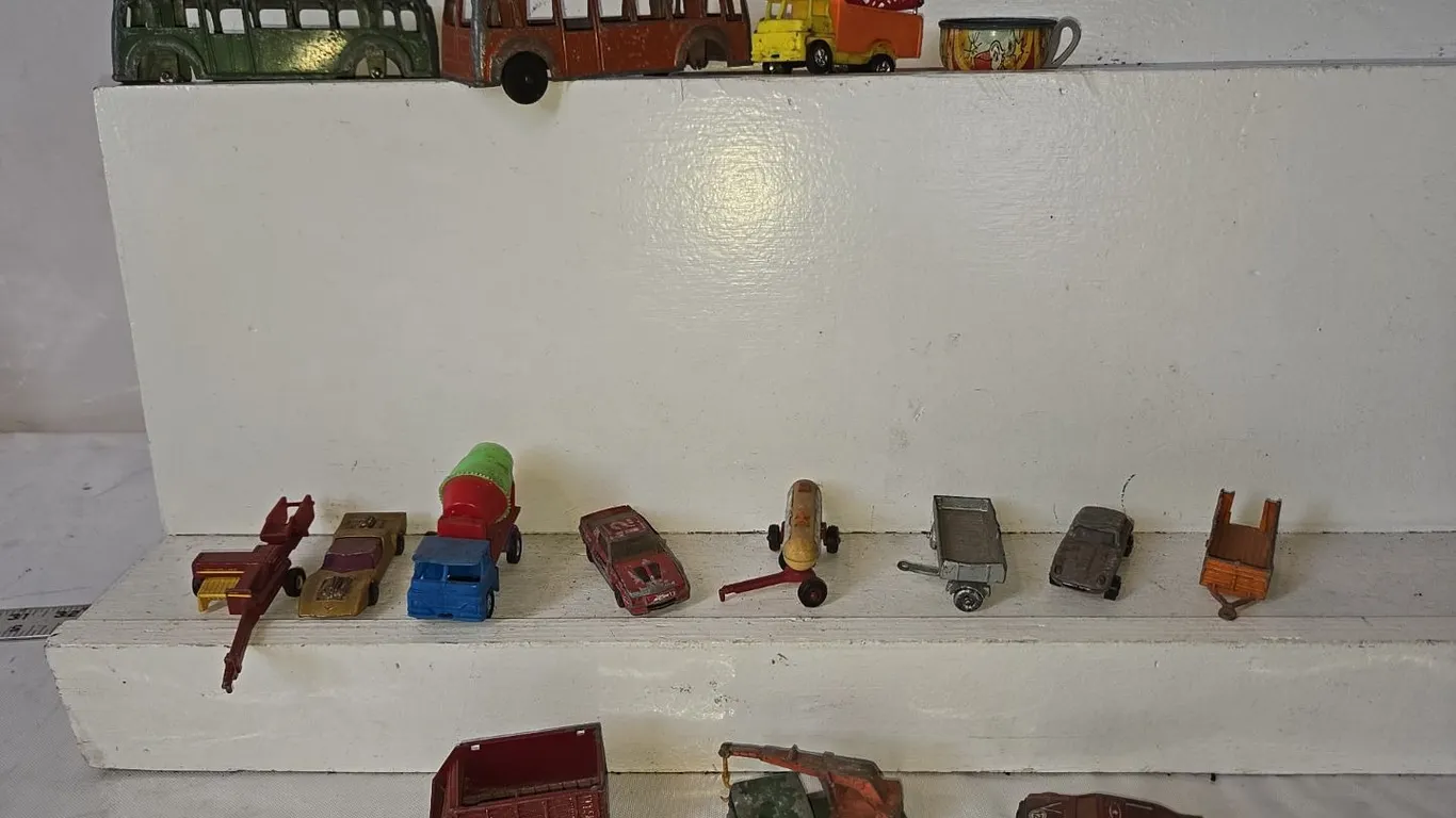 Misc. 1/64 Toys - played with condition